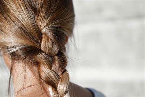 The Psychological Significance of Dreams Involving Braids