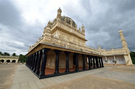 The Revival of Culture and Architecture During the Reign of Tipu Sultan