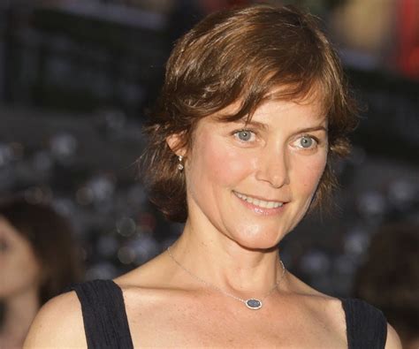 The Rise to Fame: Carey Lowell's Breakthrough Roles and Achievements