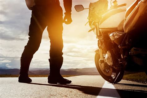 The Role of Fear and Anxiety in Dreams of Motorcycle Accidents