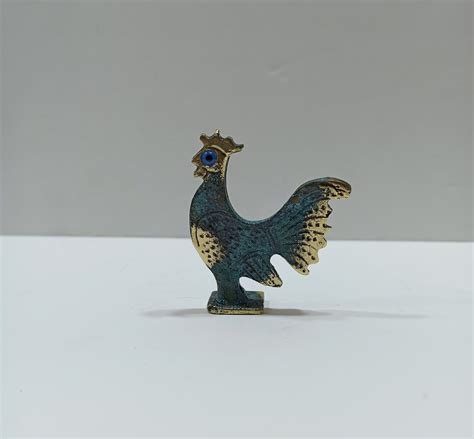 The Rooster: An Emblem of Confidence and Bravery