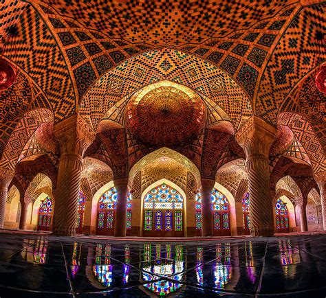 The Sacred Architecture: The Quest for Magnificence and Divinity in Mosques