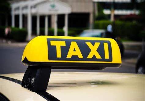 The Significance of a Taxi in Dreams