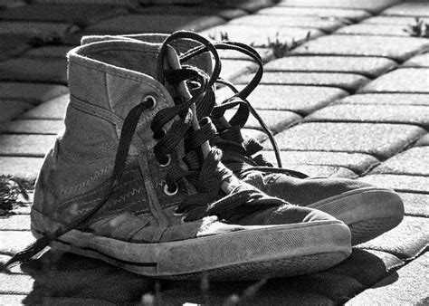 The Symbolic Meaning of Worn-out Shoes in Dreams