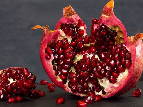 The Symbolic Significance of Pomegranate in Traditional Beliefs Surrounding Maternity