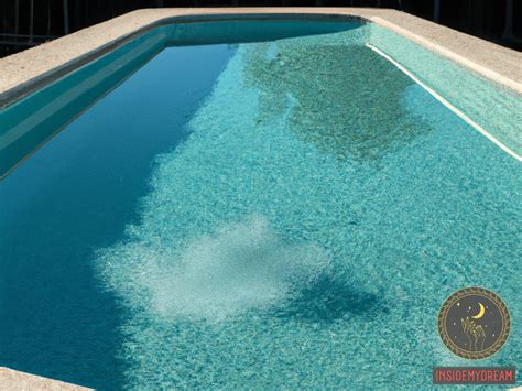 The Symbolism of an Unoccupied Pool in Dreams