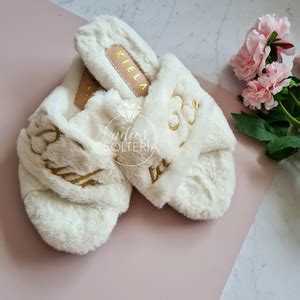 The Timeless Allure of Ivory Slippers: A Symbol of Sophistication and Opulence