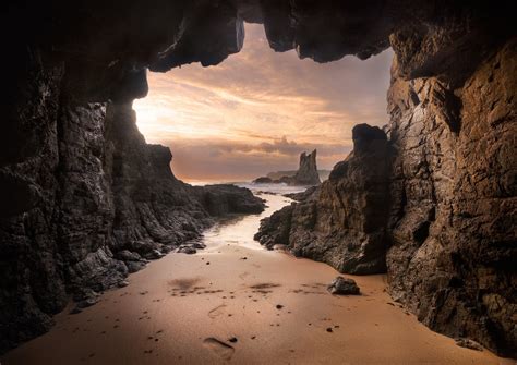 The Tranquility of Ocean Caves: Nature's Breathtaking Masterpieces