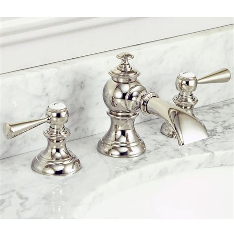 The Unique Features of Vintage Bathroom Fixtures