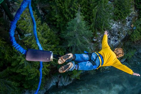 Thrill-Seeking Adventures: Experiencing the Rush of Navigating Confined Spaces