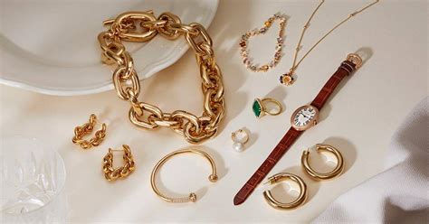 Tips for Choosing the Ideal Piece of Gold Jewelry