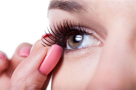 Tips for Decoding and Analyzing Your Personal Vision of Removing Eyelashes