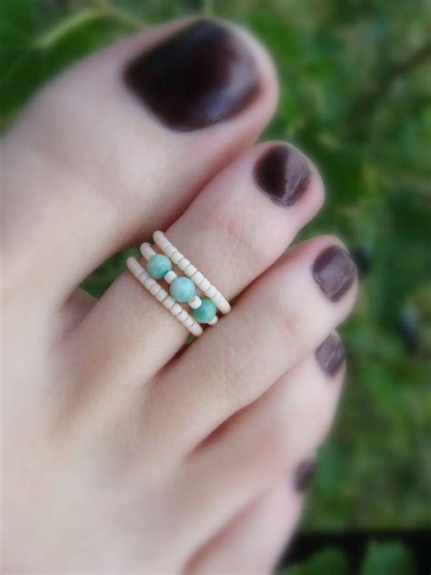 Toe Rings as a Fashion Statement: Trend or Traditionally Embedded Style?