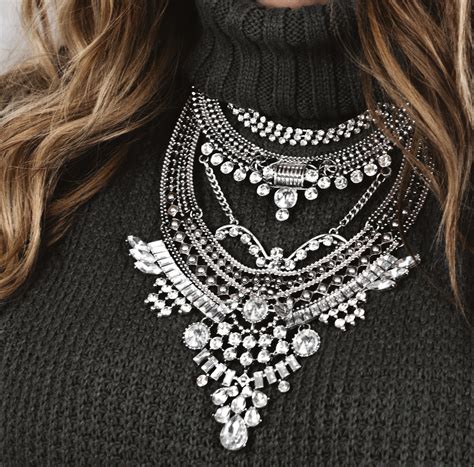 Transforming Your Look: The Statement Necklace that Enhances Your Deepest Desires