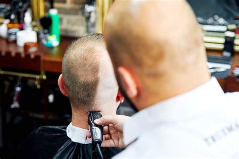 Transforming your Struggle: The Therapeutic Effects of Shaving Your Locks