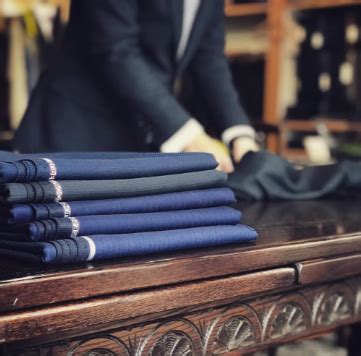 Understanding Suit Fabrics: Decoding the Key Elements of Men's Fashion