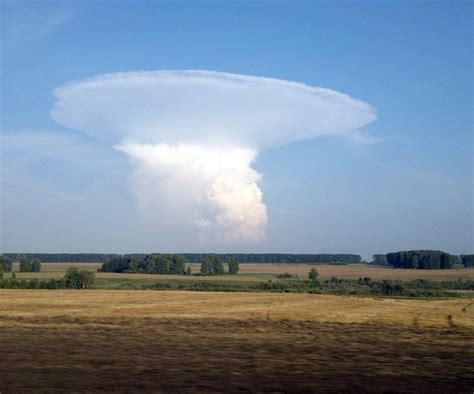 Understanding the Psychological Impact of Envisioning a Mushroom-Shaped Cloud