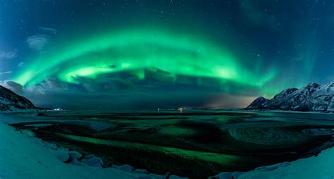 Understanding the Science Behind the Captivating Phenomenon of the Northern Lights