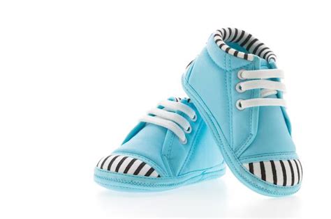 Understanding the Significance of Selecting the Right Infant Footwear