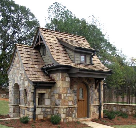 Unique Design Ideas for Stone Dwellings