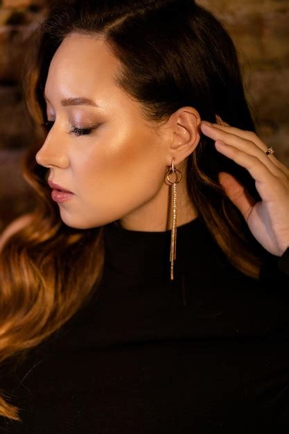 Unleashing Your Creative Spirit: Styling and Showcasing the Beauty of Dangling Earrings