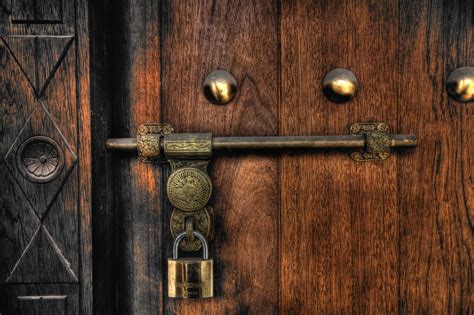 Unlocking the Door: Decoding the Outcome and Message of the Dream