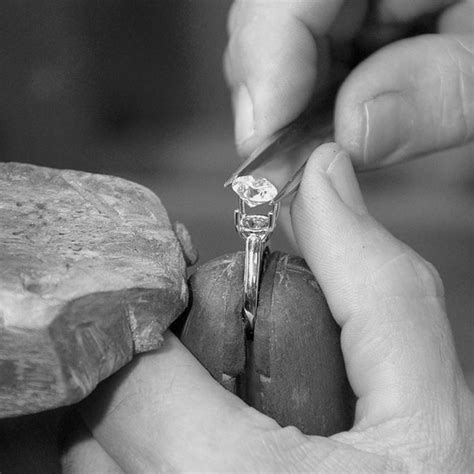 Unraveling the Complex Craftsmanship of Skilled Artisan Jewelers