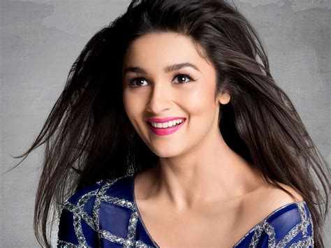 Unveiling Alia Bhatt's Physical Appearance and Personal Life