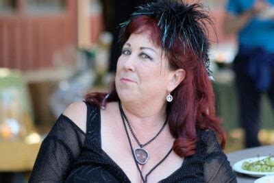 Unveiling Annie Sprinkle's Height and Figure: A Captivating Beauty