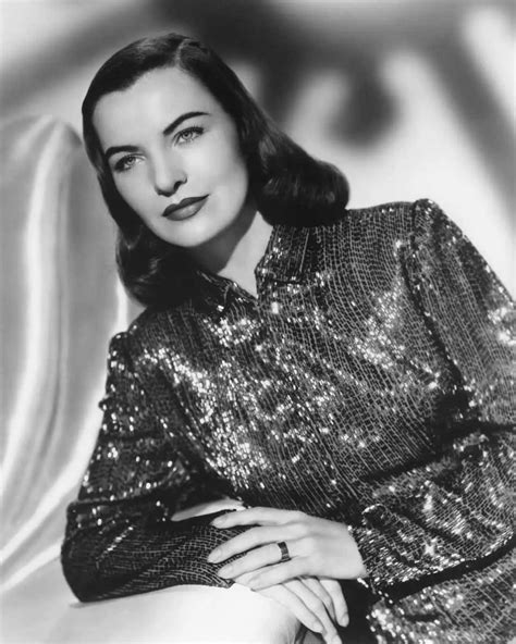 Unveiling Ella Raines' Height and Figure