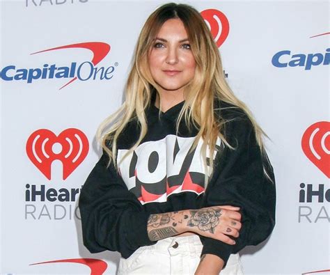 Unveiling Julia Michaels' Personal Life and Background