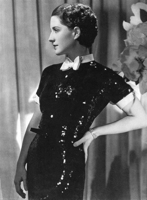 Unveiling Norma Shearer's Figure and Style