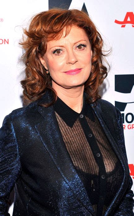 Unveiling the Age, Height, and Figure of Susan Sarandon