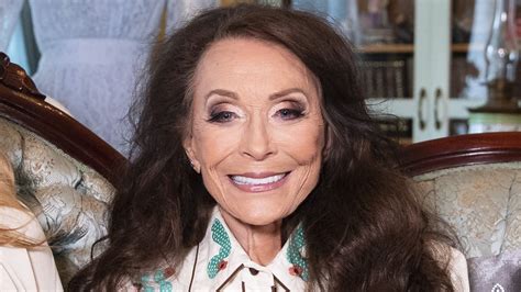 Unveiling the Enigma of Loretta Lynn's Age: A Timeline of Significant Milestones