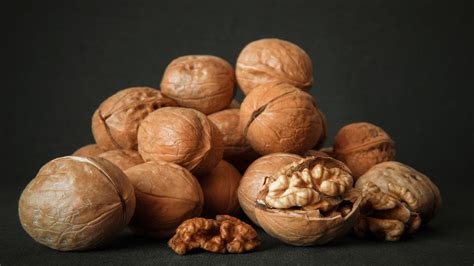 Unveiling the Hidden Symbolism of Walnut Dreams