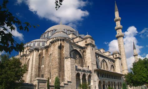 Unveiling the Historic Treasures of Istanbul