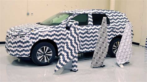 Unveiling the Science: How Does a Camouflaged Vehicle Actually Operate?