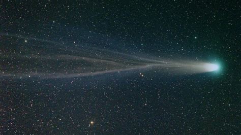 Unveiling the Spiritual and Metaphysical Significance of Dreaming about Comets