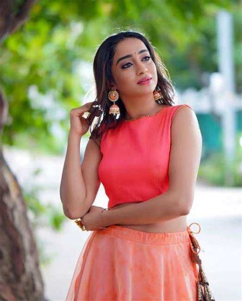 Vishaaka Panwar: A Rising Star in the Entertainment Industry