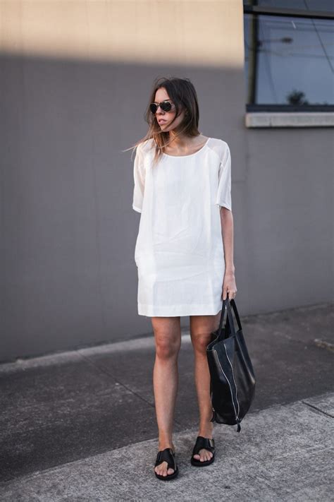 White Dresses and the Essence of Minimalist Fashion