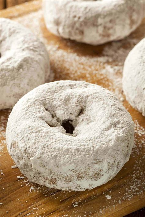 Why Powdered Doughnuts Are Such a Popular Choice