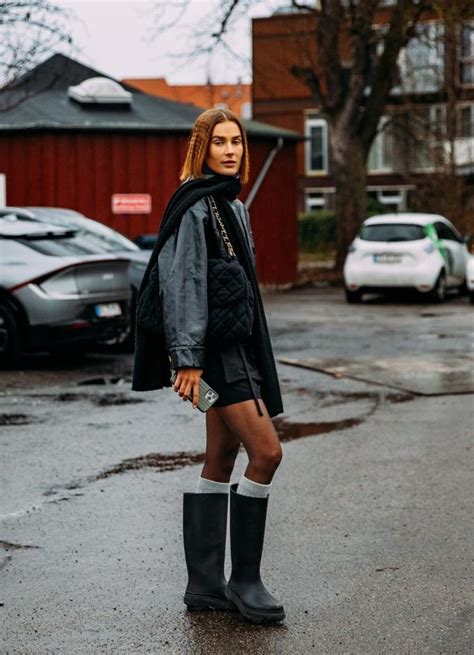 Why Rain Boots Are Indispensable for Every Wardrobe