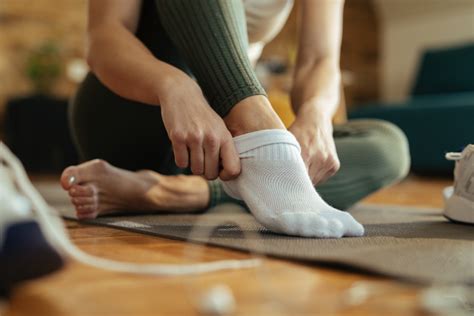 Why Wearing Socks While Swimming is Becoming Trendy