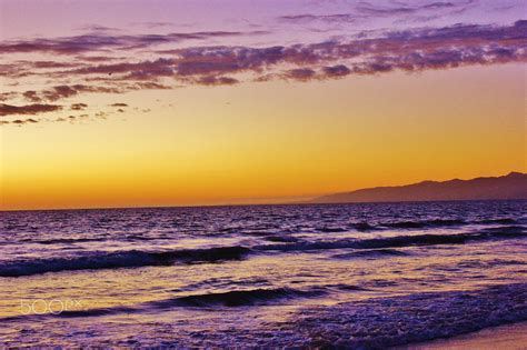 Witness the Breathtaking Sunsets on the Pacific Coastline